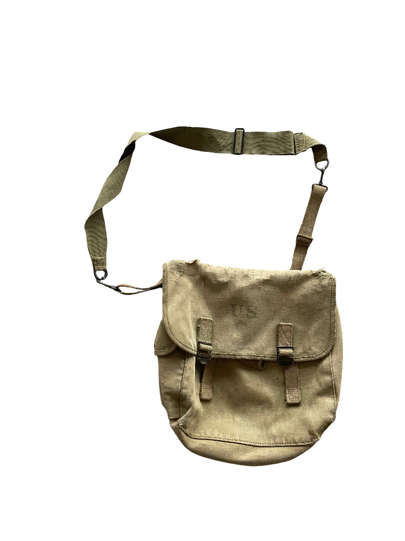 Rubberized US M1936 musette bag Atlantic Products Co 1942