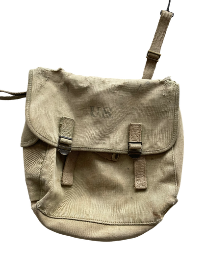 Rubberized US M1936 musette bag Atlantic Products Co 1942